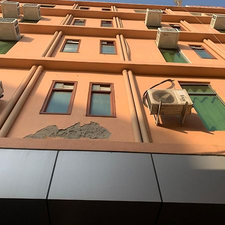 Hotel Noida Continental ภายนอก รูปภาพ