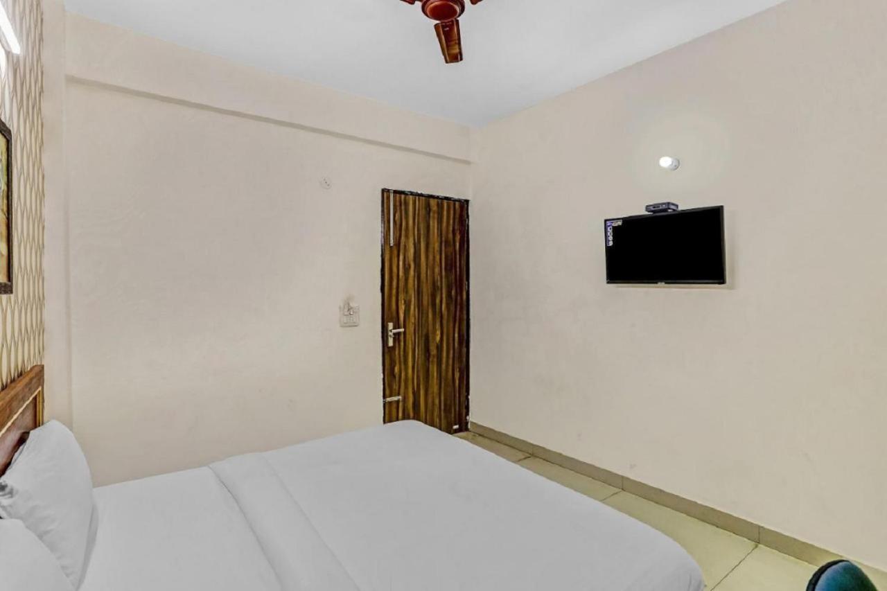 Hotel Noida Continental ภายนอก รูปภาพ